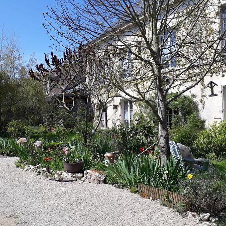 Le Clos Josephine Saint-Dye-sur-Loire Luaran gambar
